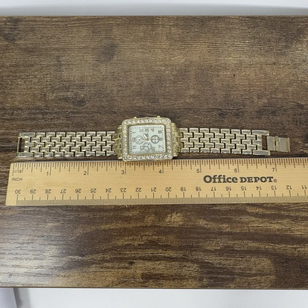 NY&C Women's Paved Tank Gold Tone Watch New Battery Works‎ Great
